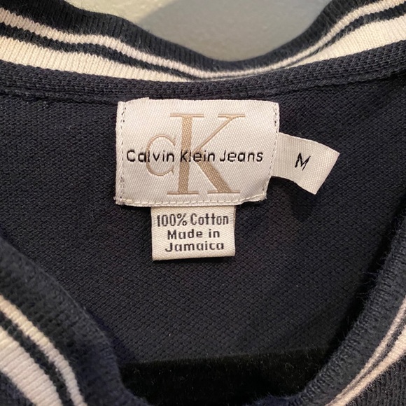 Men’s Calvin Klein Jeans Navy V-Neck Tee - Picture 2 of 4